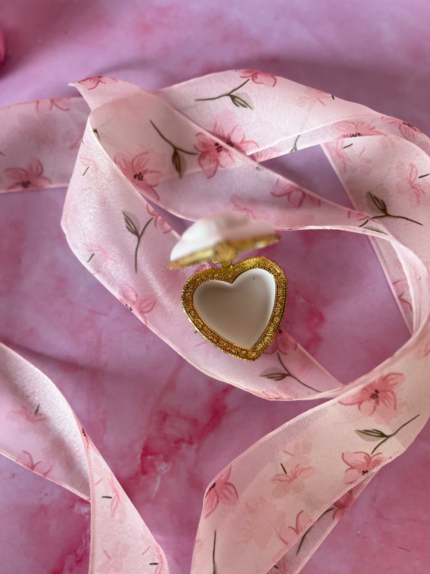 Pilulier camée coeur