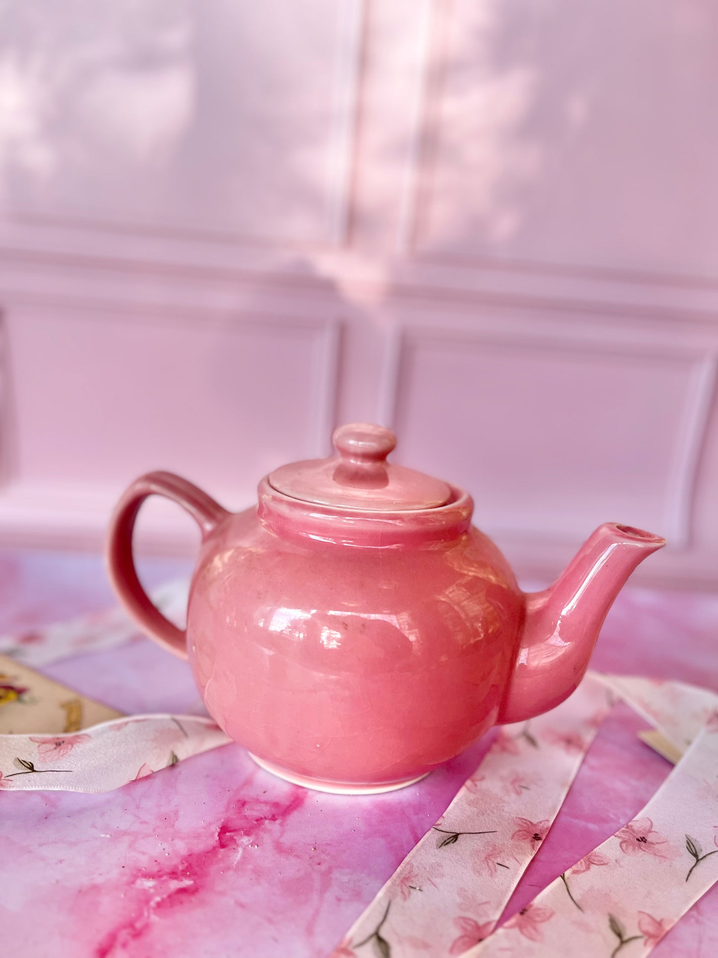 Théière rose Bertha