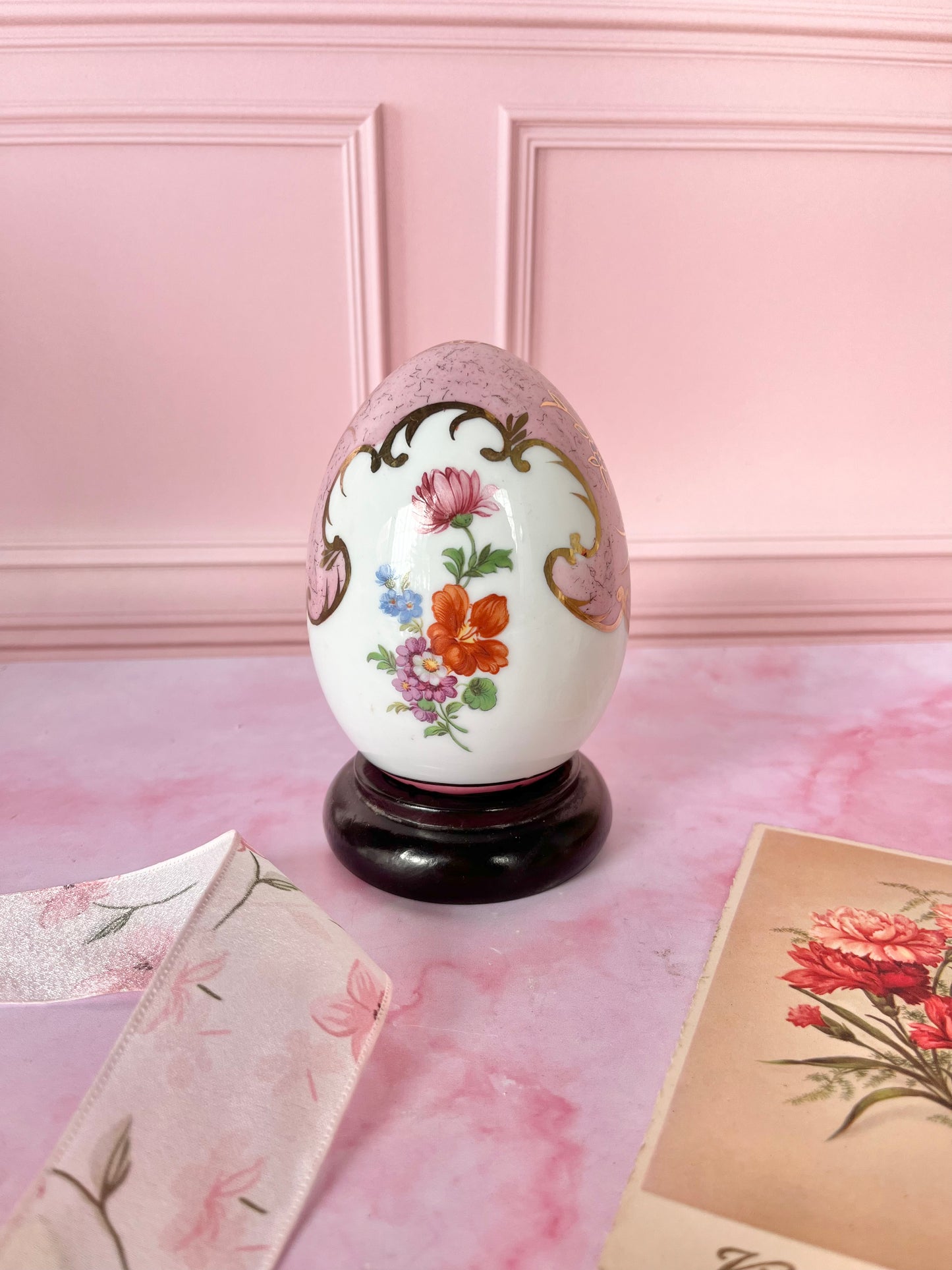 Oeuf décoratif floral