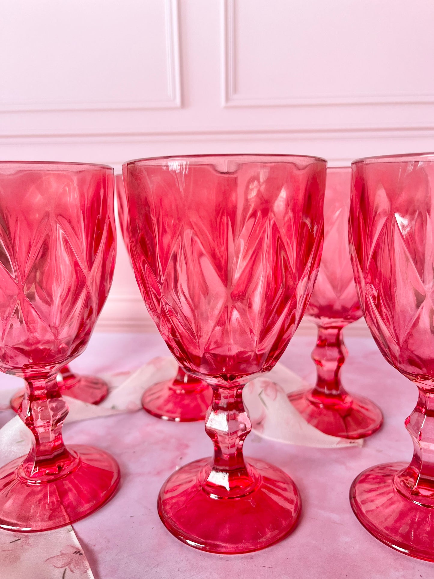 Grands verres rouges (6)