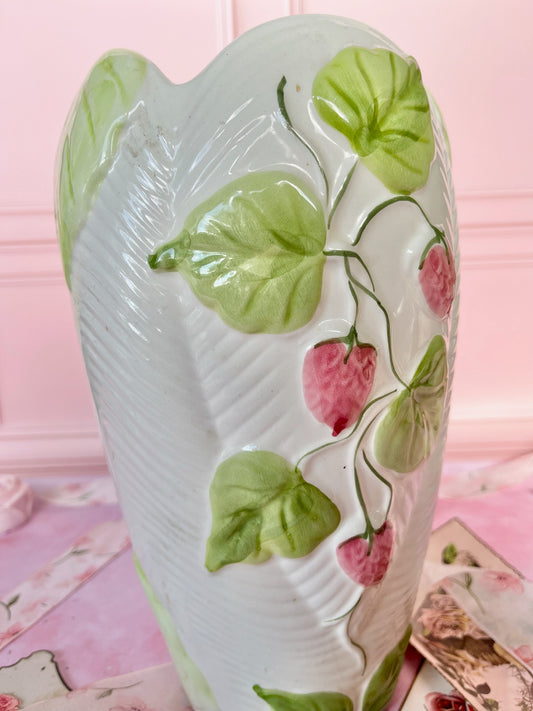 Vase barbotine Fraisia