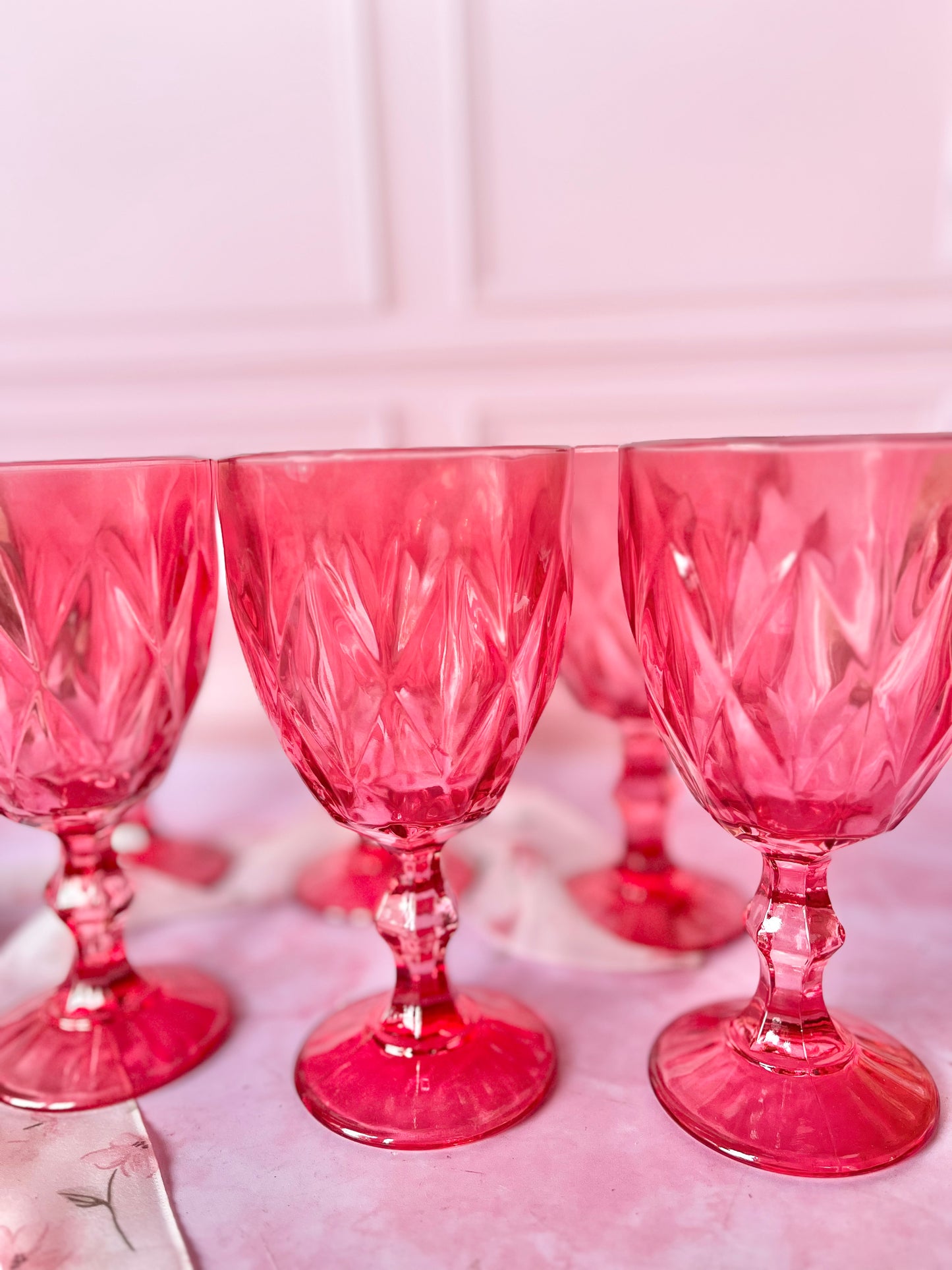 Grands verres rouges (6)