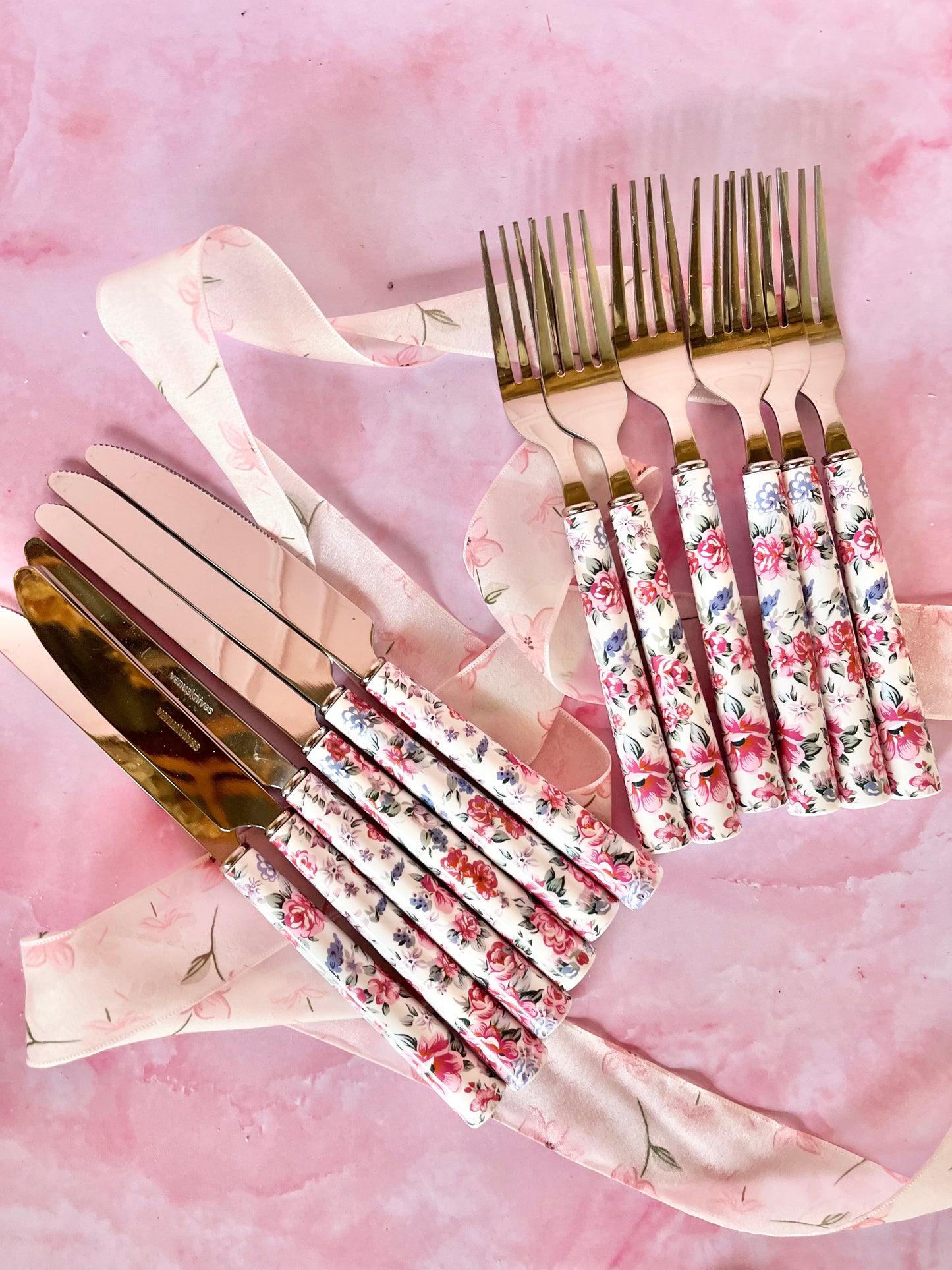 Set de couverts fleuris (12)