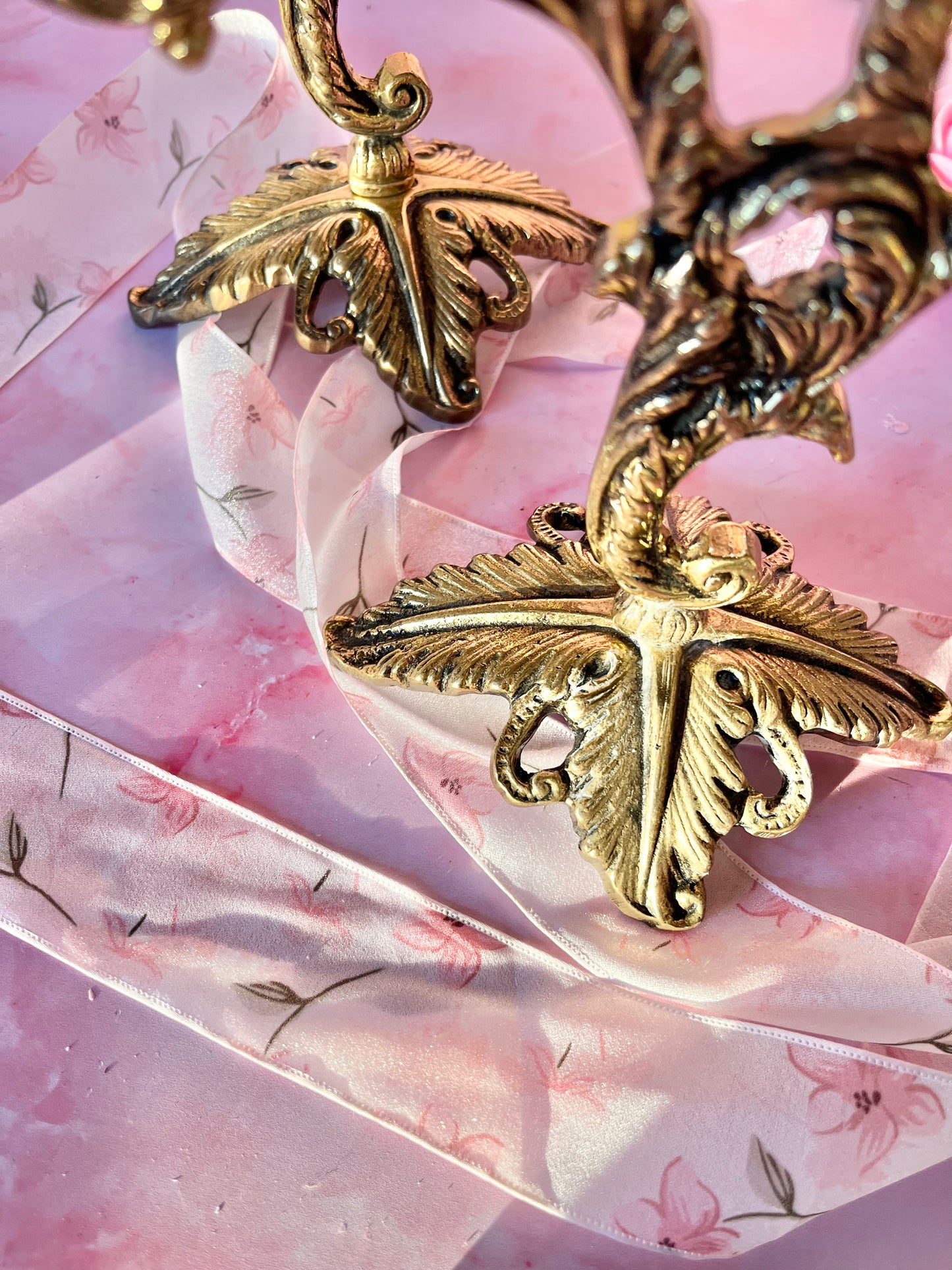 Paire de chandeliers Gustave