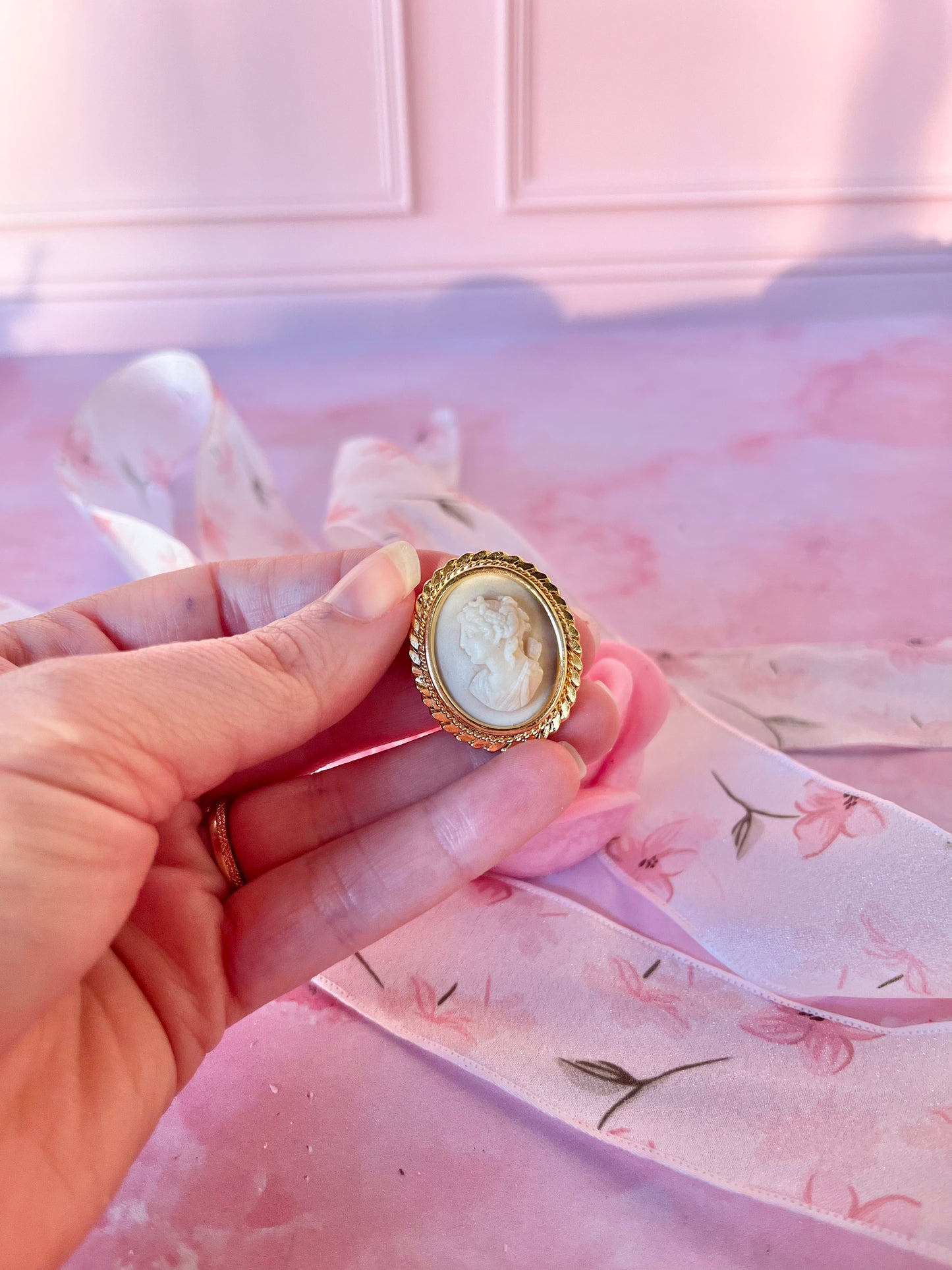 Broche camée Augustine