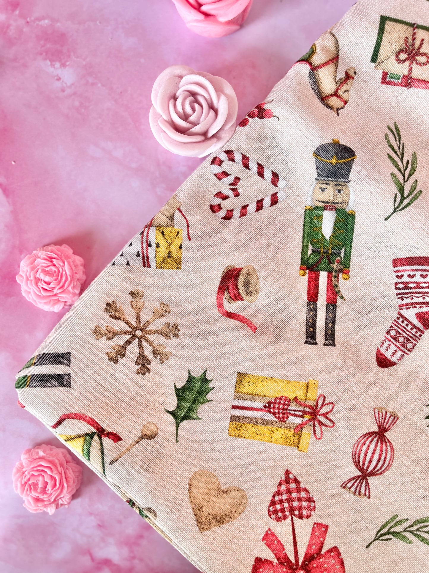 Tissu nappe Casse-Noisette