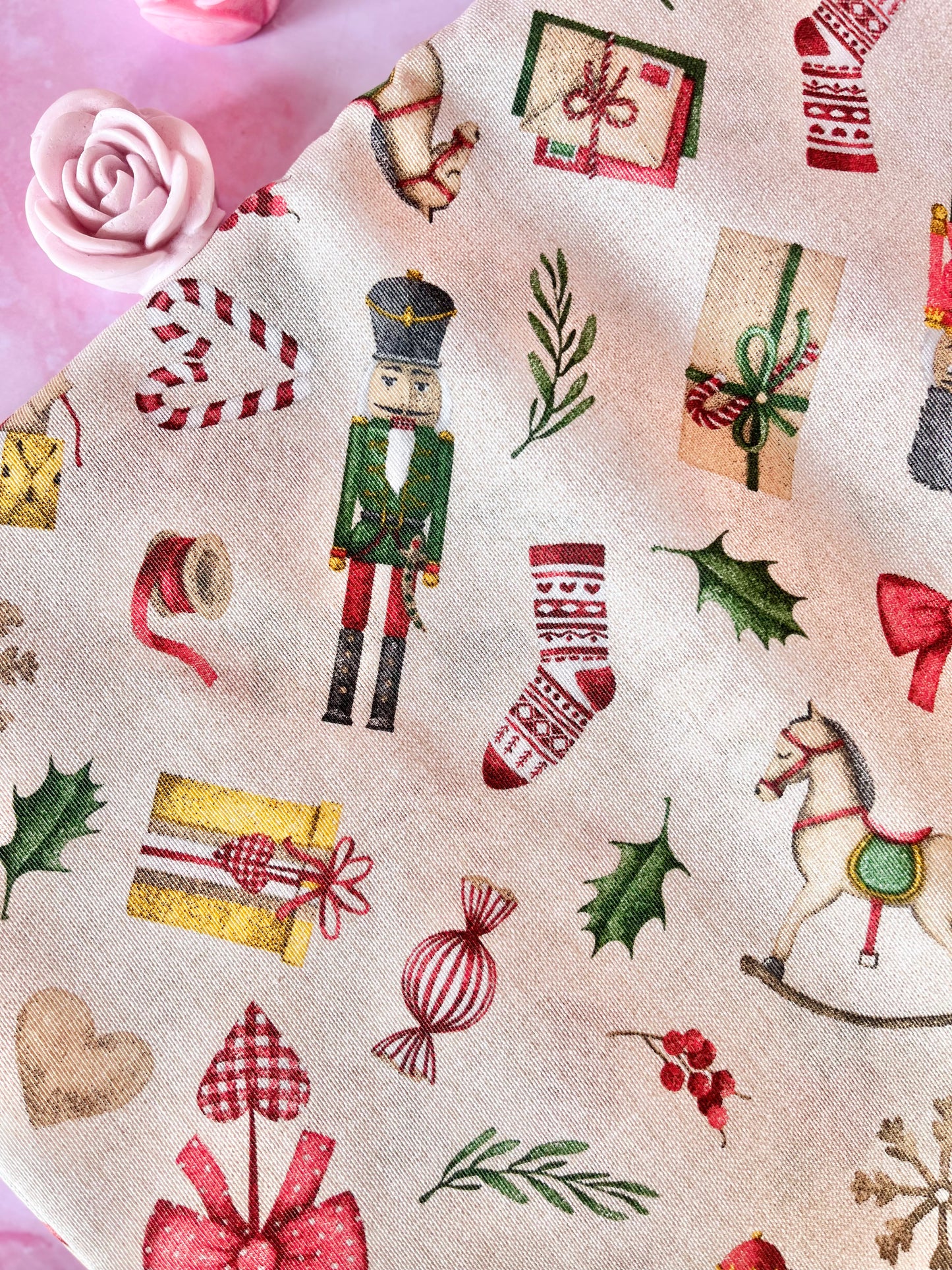 Tissu nappe Casse-Noisette