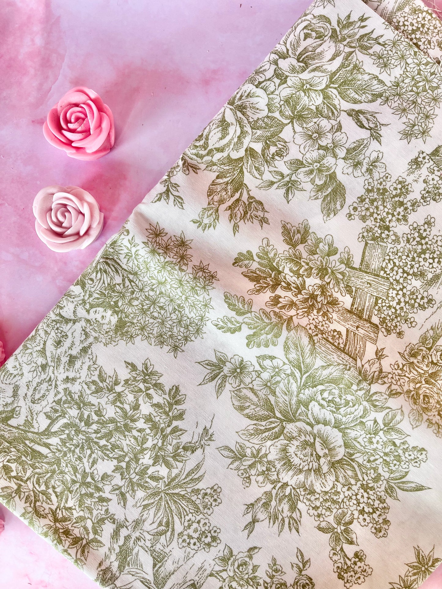 Tissu nappe Toile de Jouy vert