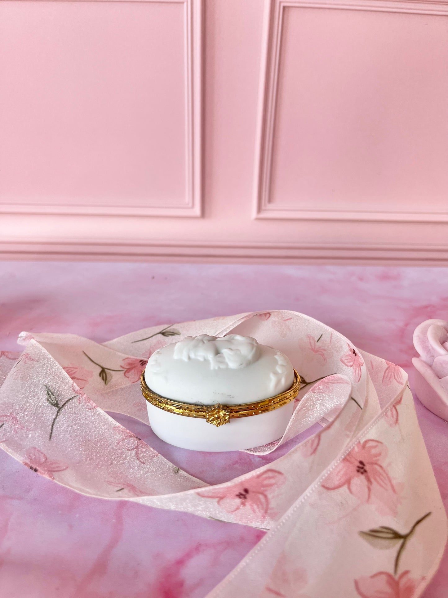 Pilulier camée ovale