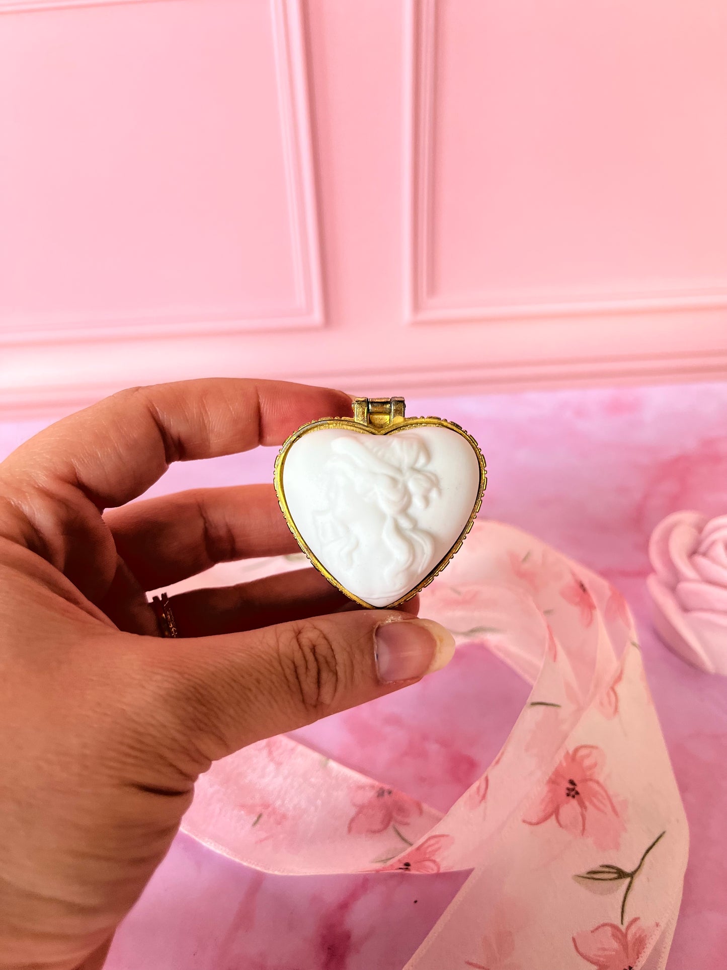 Pilulier camée coeur