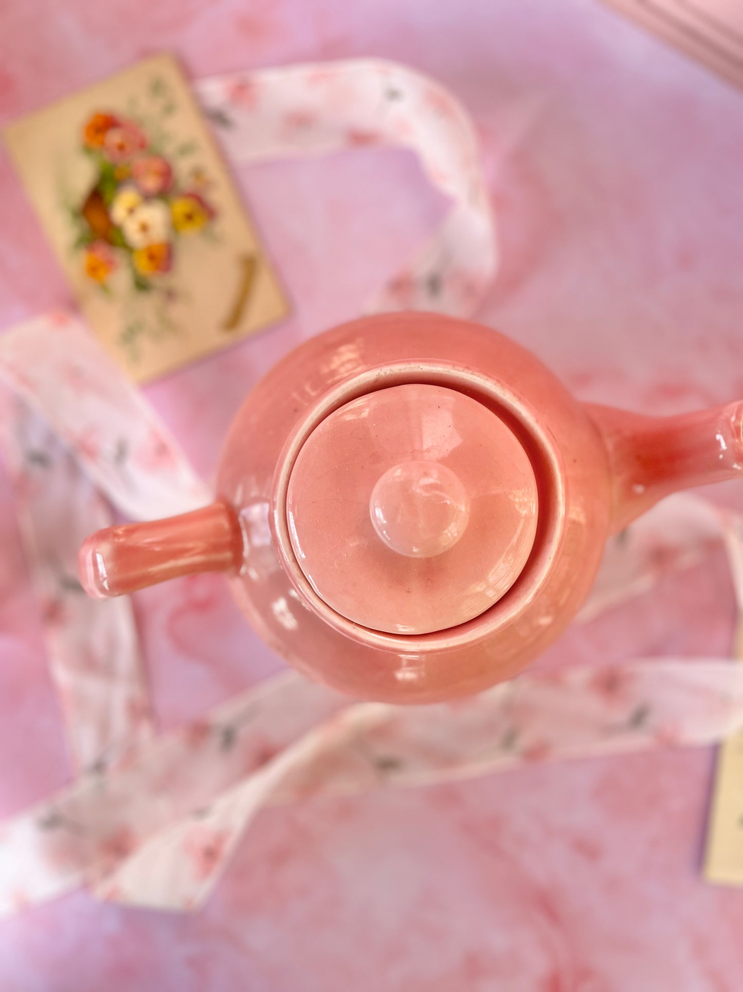 Théière rose Bertha