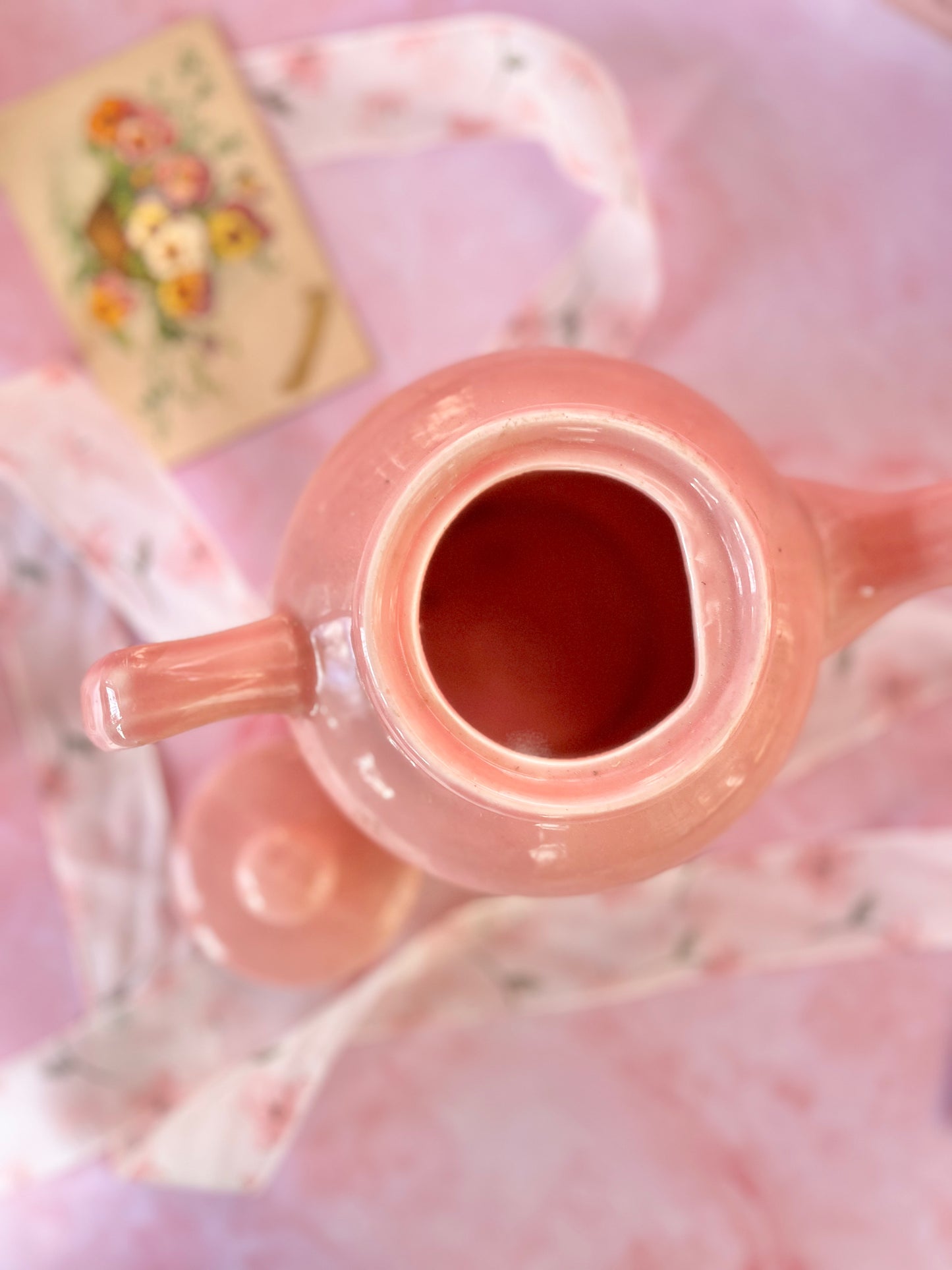 Théière rose Bertha