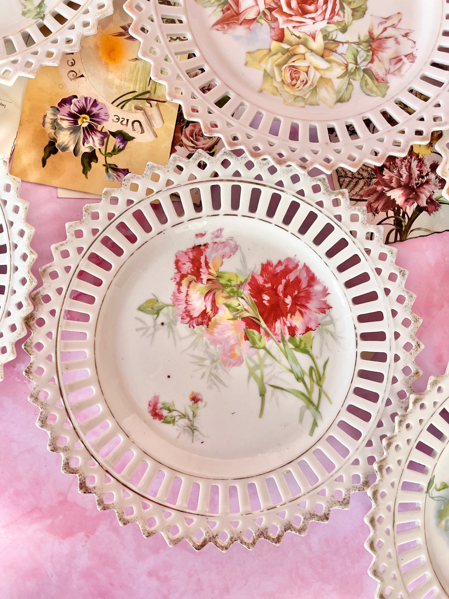 Assiettes dentelles (6)