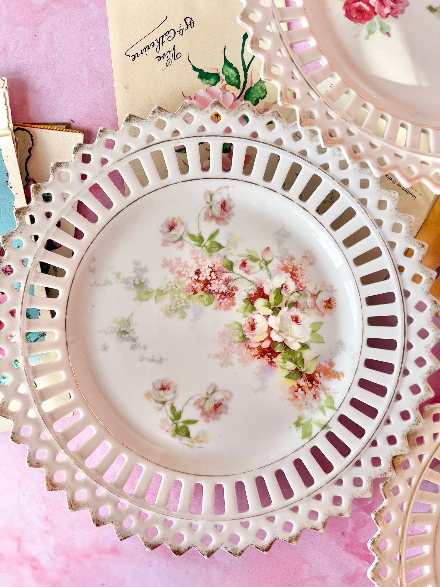 Assiettes dentelles (6)