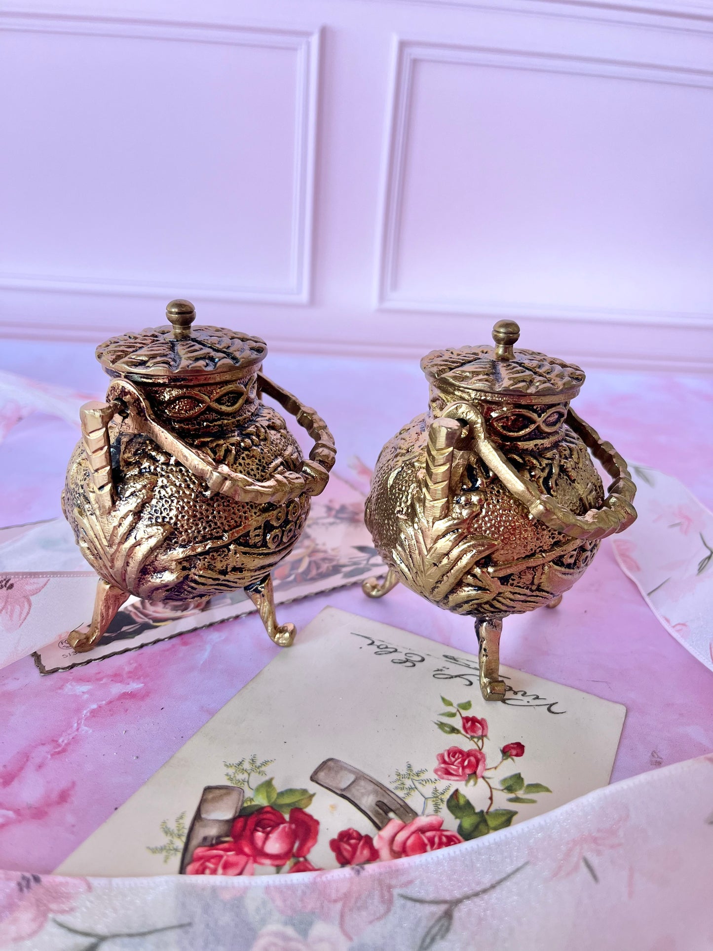 Boites marmites dorées