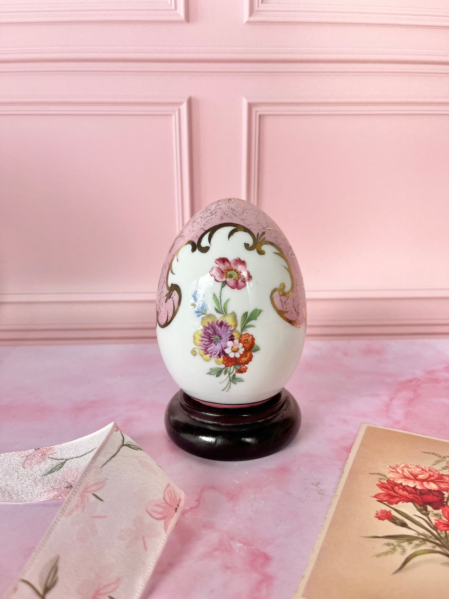 Oeuf décoratif floral