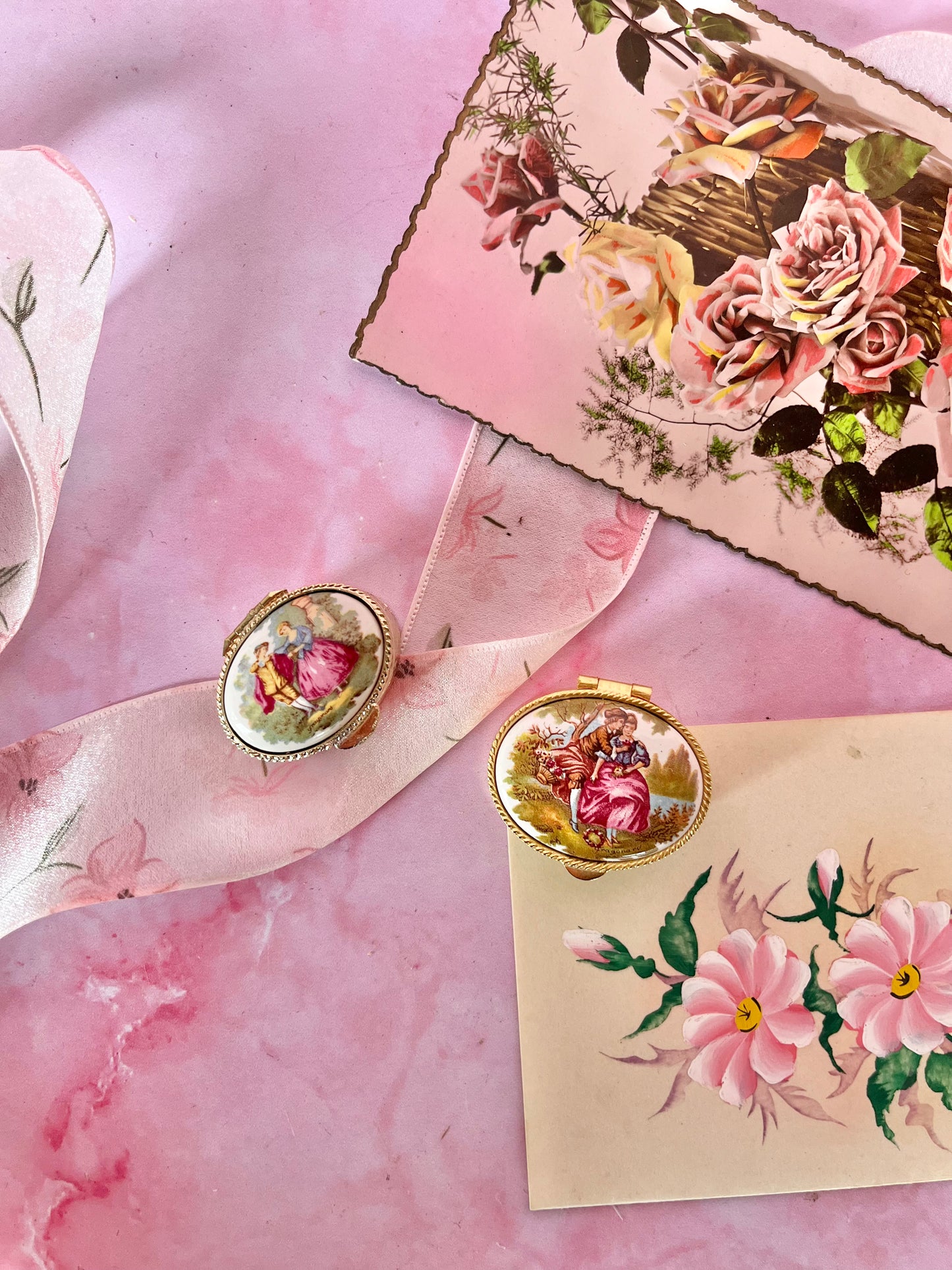 Duo de piluliers scène galante (2)