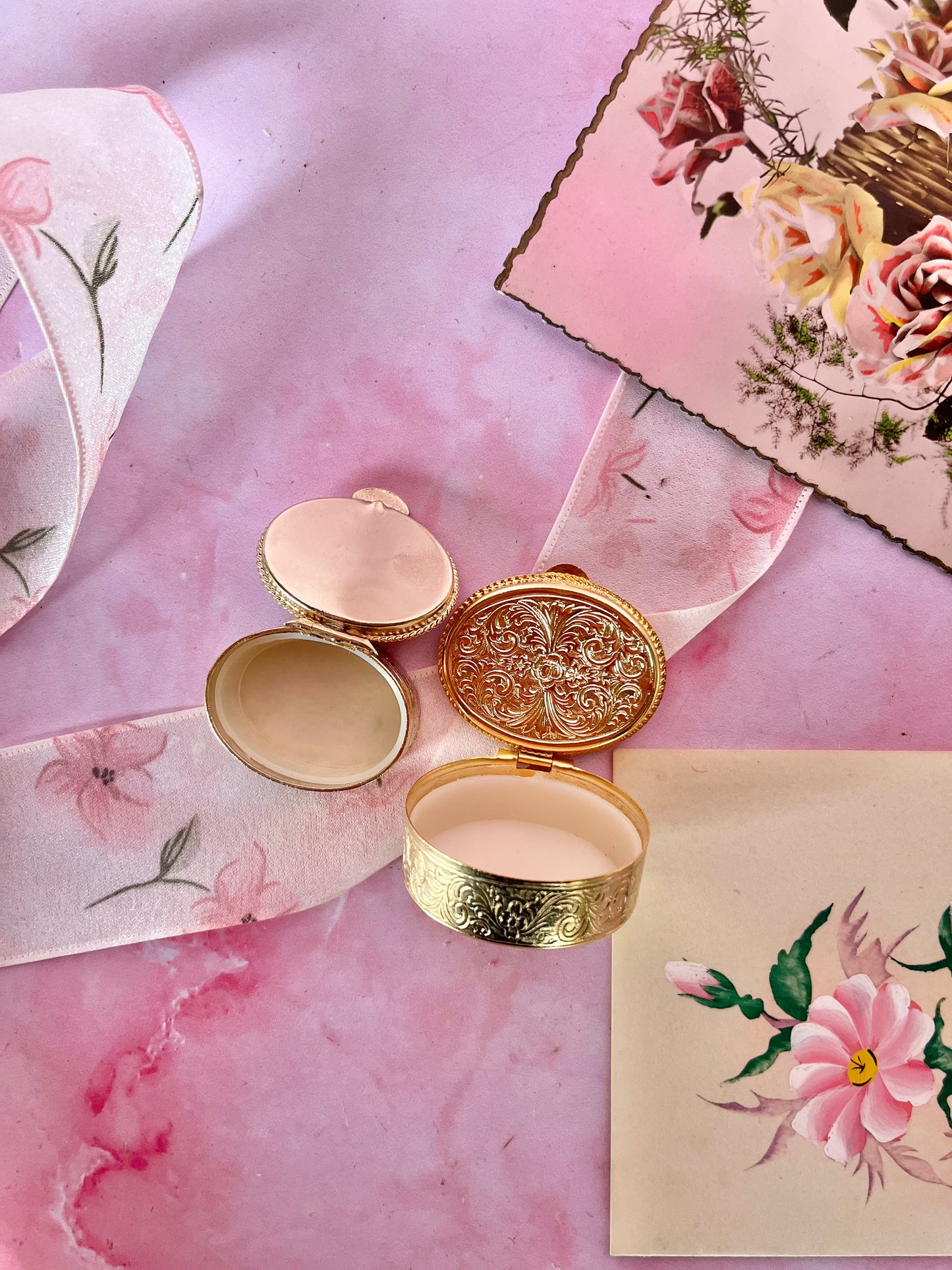 Duo de piluliers scène galante (2)